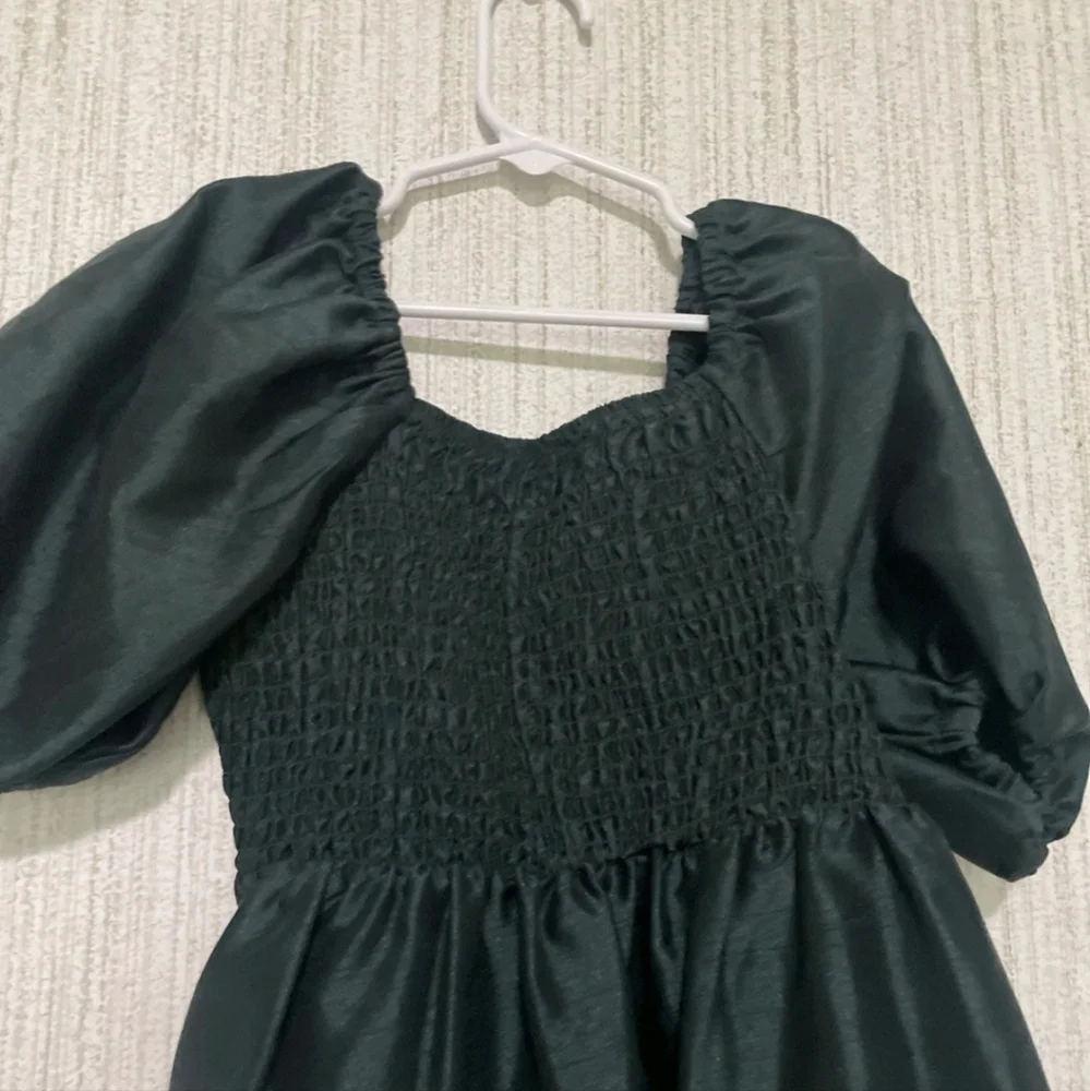 NWT Copper Key Girls Size Small 7 Green Shiny Dress Smocking Christmas